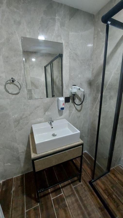 Otel Lupo Libero